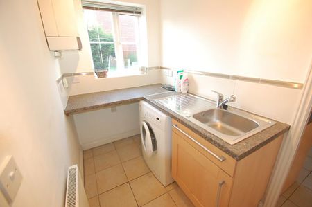 4 bedroom detached house to rent - Photo 5