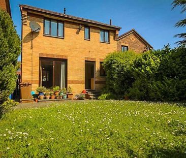 3 bedroom detached house to rent - Photo 2