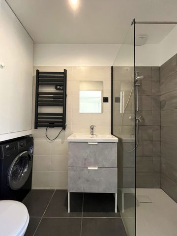 Location Appartement 1 pièce 22m² ISTRES 13800 - Photo 5