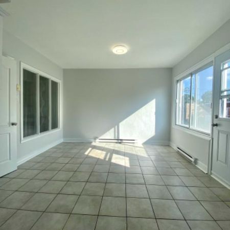 Grand 6 et 1\2 a louer - Photo 4