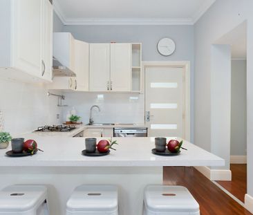 Character Charm Meets Modern Living in West Croydon! - Photo 3