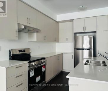 10 REIGATE AVENUE - Photo 6