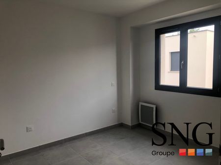 T4 DUPLEX AVEC TERRASSE ET JARDIN - Photo 2