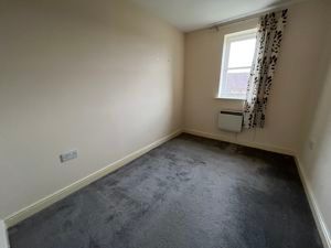 Monthly Rental Of £1,100 - Photo 4
