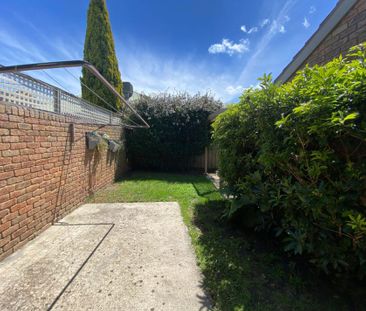 TWO BEDROOM UNIT IN WANDANA HEIGHTS - Photo 1