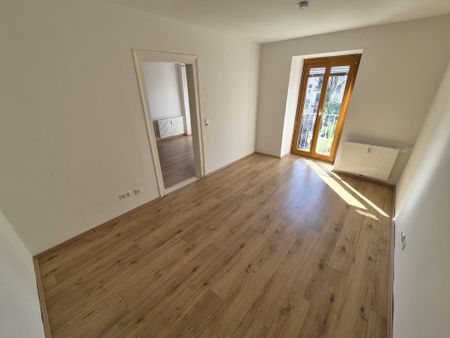 Geförderte Altbauwohnung im 2. Stock mit 2 Zimmern - Photo 2