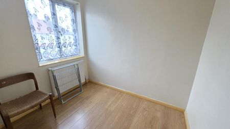 3 Bedroom House To Let - Photo 4