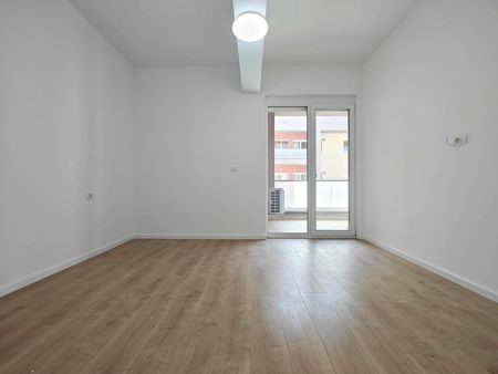 Apartament 3 camere - Aradului - Partial Mobilat - Photo 3