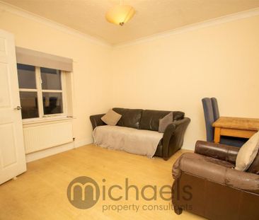 3 bedroom apartment to rent - Photo 1