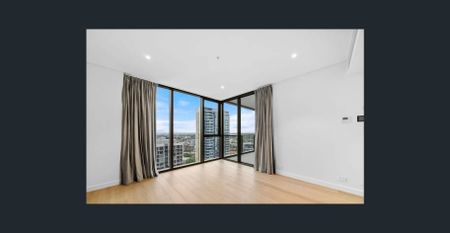 32th floor Stylish 1-Bedroom Apartment with Stunning Views in the Heart of Haymarket, Sydney! - Photo 2