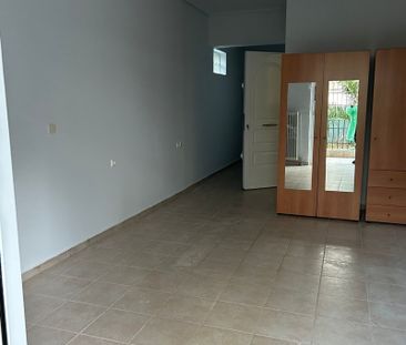 Ενοικίαση κατοικίας, 28 τ.μ., Πετρούπολη, 300 € - Photo 1