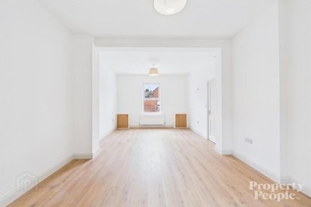 8 Harper Street, Belfast, BT5 4EN - Photo 2