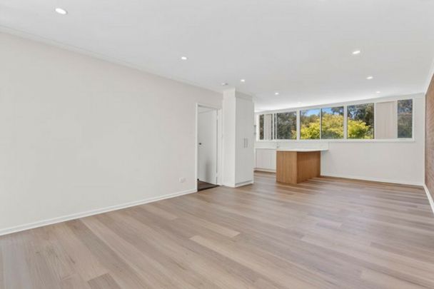 4/10 Longeranong, Farrer ACT, Belconnen - Photo 1