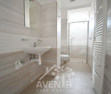 Pronájem bytu 1+kk a garsoniéry 31 m², Saskova 2079, Jablonec nad N... - Photo 2