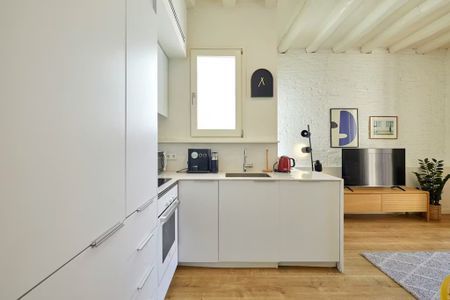 Carrer de lArgenter, Barcelona, Catalonia 08003 - Photo 2