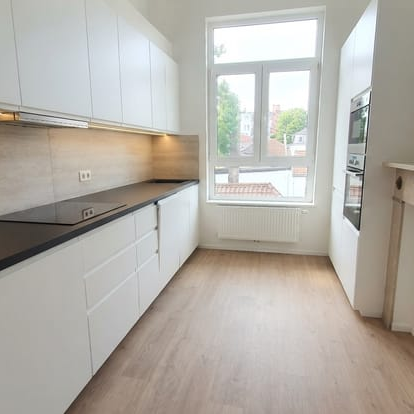 Appartement te huur - Photo 1
