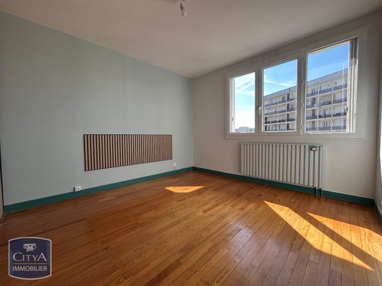 Location Appartement 3 pièces 65m² ST ETIENNE 42000 - Photo 1