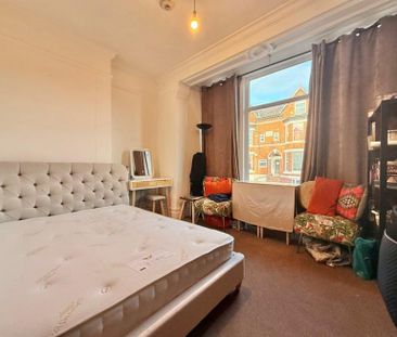 1 Bedroom Apartment To Let - Photo 5