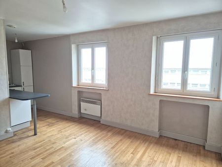 A LOUER APPARTEMENT F2 33M2 50000 SAINT LO centre ville - Photo 3