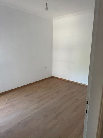Studio/Γκαρσονιέρα για ενοικίαση Σκεπάρνη (Αμπελόκηποι) - Photo 4