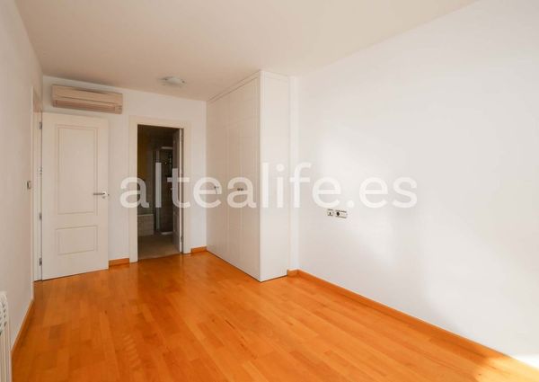 Cap-negret, Altea, Valencian Community 03590