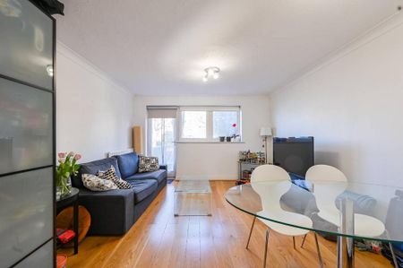 2 bedroom maisonette to rent - Photo 3