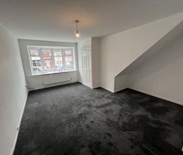 2 bedroom townhouse to rent - Photo 2