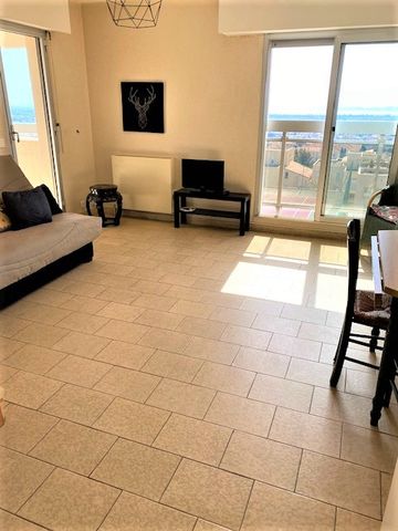 Dernier etage, vue mer. - Photo 2