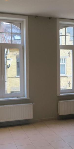 Duplex te huur in Ieper voor € 680 met 2 slaapkamers - Photo 1