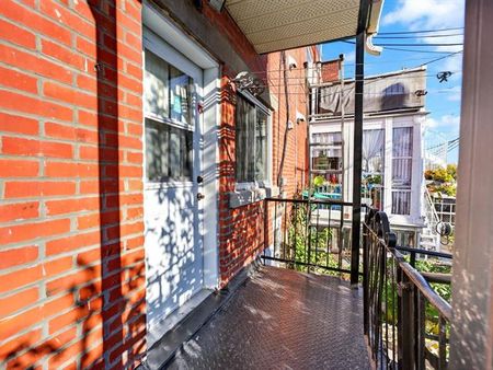 9442 Av. Charton - Photo 2