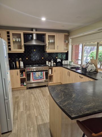 Woodcroft - Photo 4