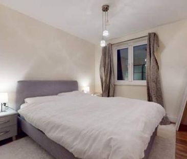 2 bedroom property to rent in London - Photo 6