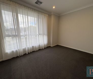 Newly Built 3 Bedroom Property - Photo 2