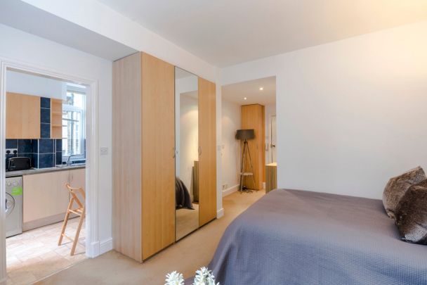 Marylebone High Street, Marylebone, London, W1U - Photo 1