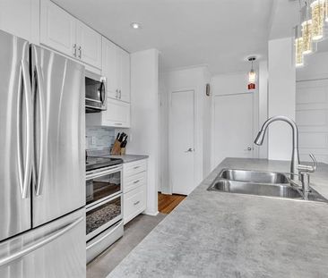 2050 Boul. de la Côte Vertu - Photo 4