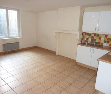 Location Appartement 3 pièces 52m² VILLEFRANCHE SUR SAONE 69400 - Photo 4