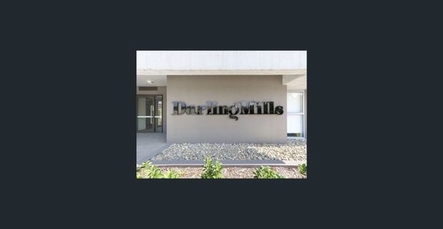 Modern & Stylish Aoartment! - Photo 1