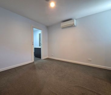 Stylish Apartments in Prime Location - Photo 6