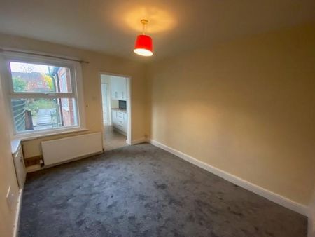 2 bedroom terraced house to rent - Photo 2