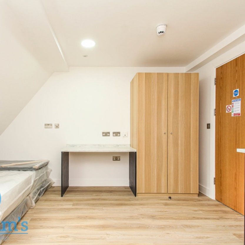 1 bed Studio for Rent - Photo 1