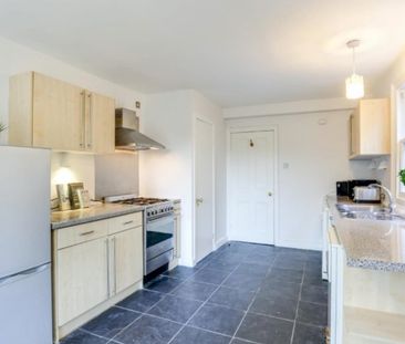 Room in a Shared House, Chiswick, W4 - Photo 2