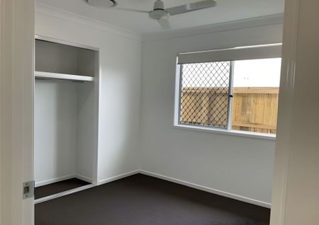 16 Halcyon Street, Morayfield - Photo 2