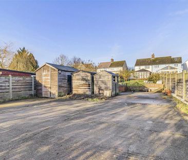 2 bedroom semi-detached house to rent - Photo 2