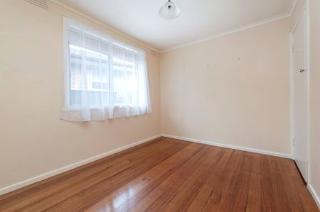 Stylish & Modern 2-Bedroom Unit in Prime Location - Photo 4
