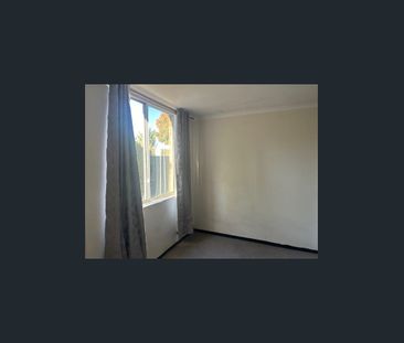 5/22 Carrington, Queanbeyan East, NSW 2620 - Photo 3