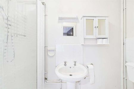 Albert Street, Slough, Berkshire, SL1 - Photo 5