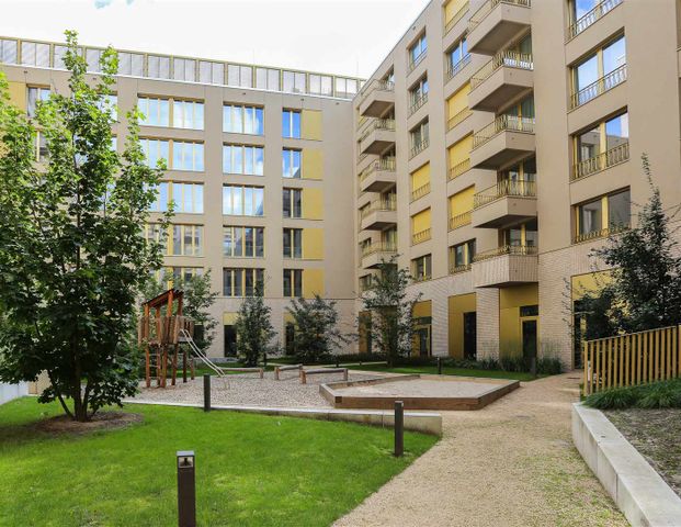 Tolle Wohnung mit Blick ins Grüne auf den neu entstehenden Nordhafenplatz *Bezug ab sofort* - Photo 1