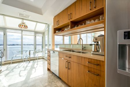 For Lease - 211 Queens Quay Unit# 1108, Toronto, Ontario - Photo 4