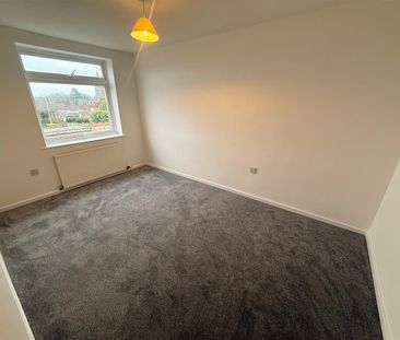 Mount Avenue, Bebington - Photo 2