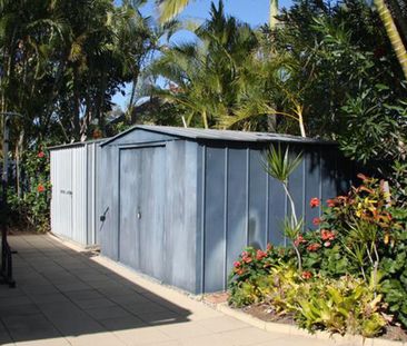 30 Waitomo Street, Broadbeach Waters - Photo 1